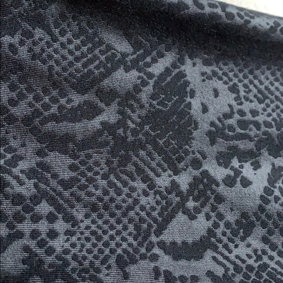 NikePro DRI-FIT - Picture 3 of 4